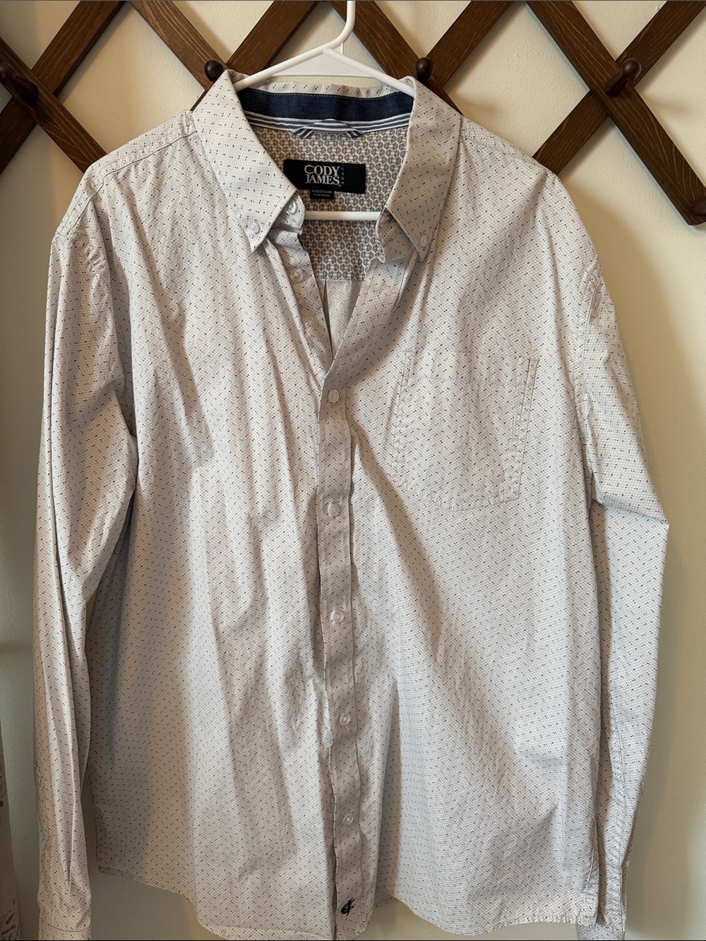 Cody James Men's Light Gray Micro-Pattern Button-Down Shirt